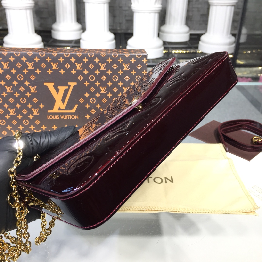 Louis Vuitton FELICIE POCHETTE Handbag Monogram Vernis M61267 Amarante Red